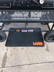 Lang-New-Mat-on-ground